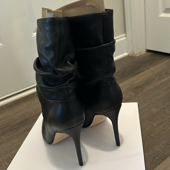 NINE WEST leather dressy bootie - Picture 3 of 5